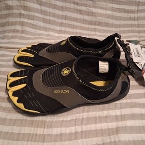 Body Glove Barefoot Shoes Sandals Yellow Black